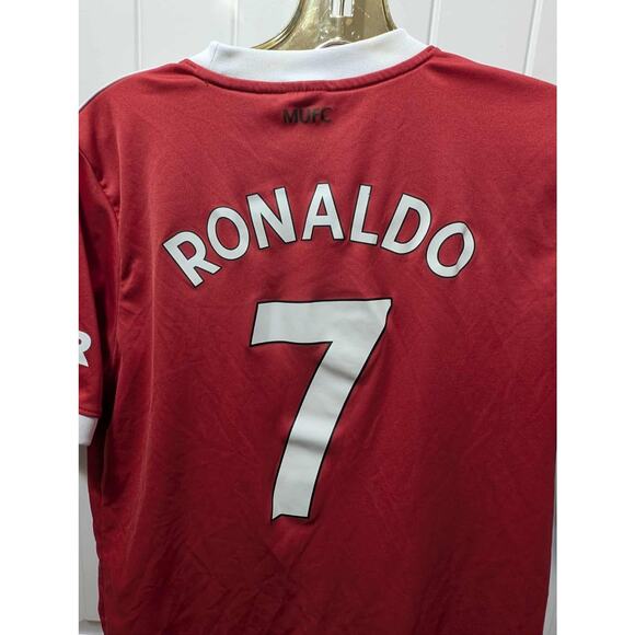Manchester United Red Youth L Jersey Soccer Fan Ronald #7 - Picture 6 of 9